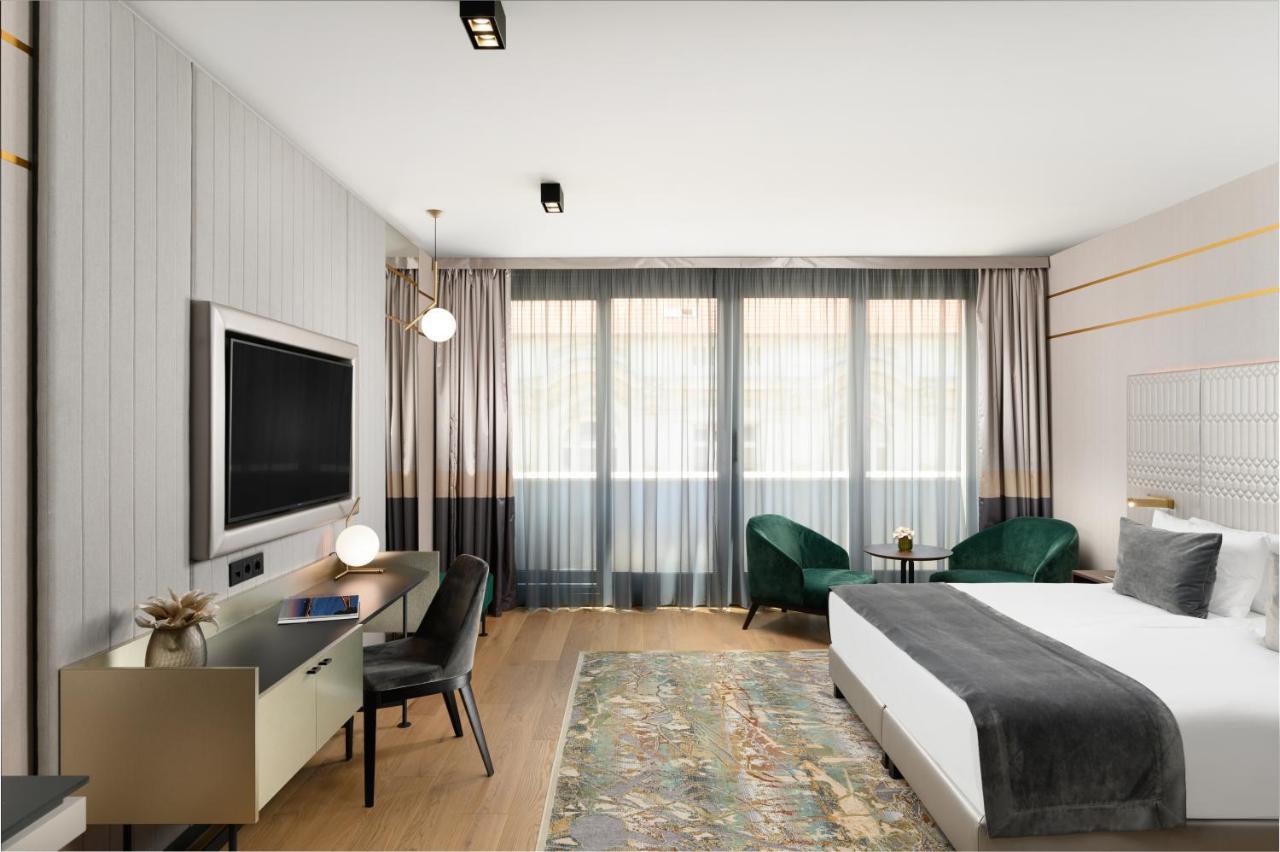 מלון דירות Emerald Downtown Luxury By Continental Group
